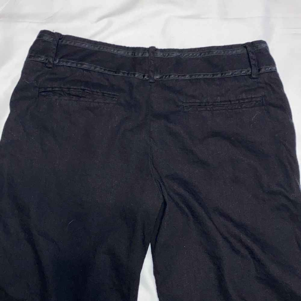 Vintage black Marciano capri pants. Size 0. - Picture 5 of 12